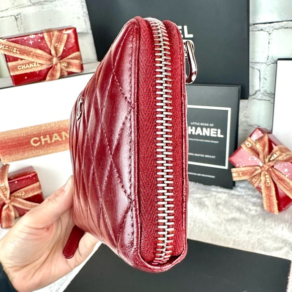 CHANEL Red Leather Zip Around Wallet Zippy wallet with chain - Picture 10 of 16